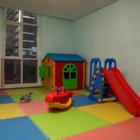 Pullman Sharjah Hotel Bagian luar foto A playroom