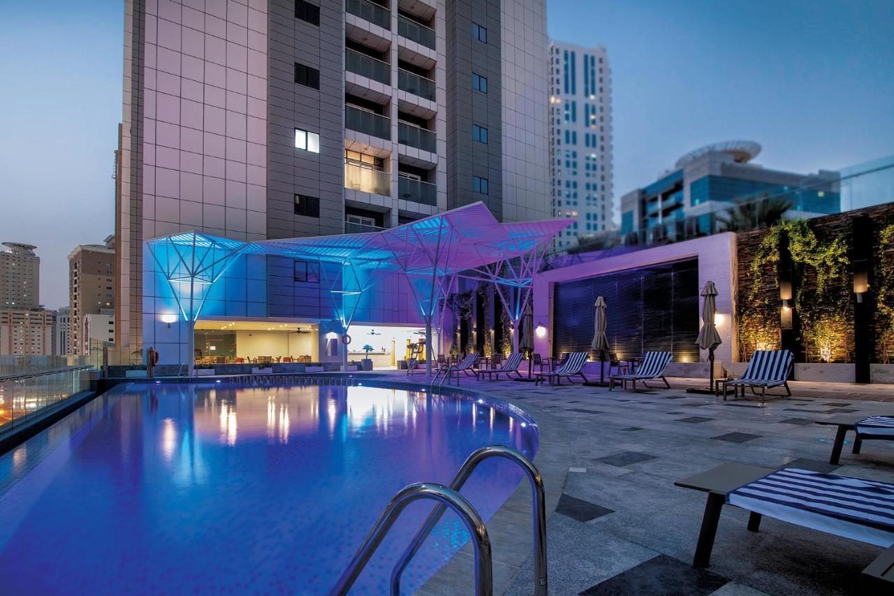 Pullman Sharjah Hotel Bagian luar foto The Park, Hyderabad