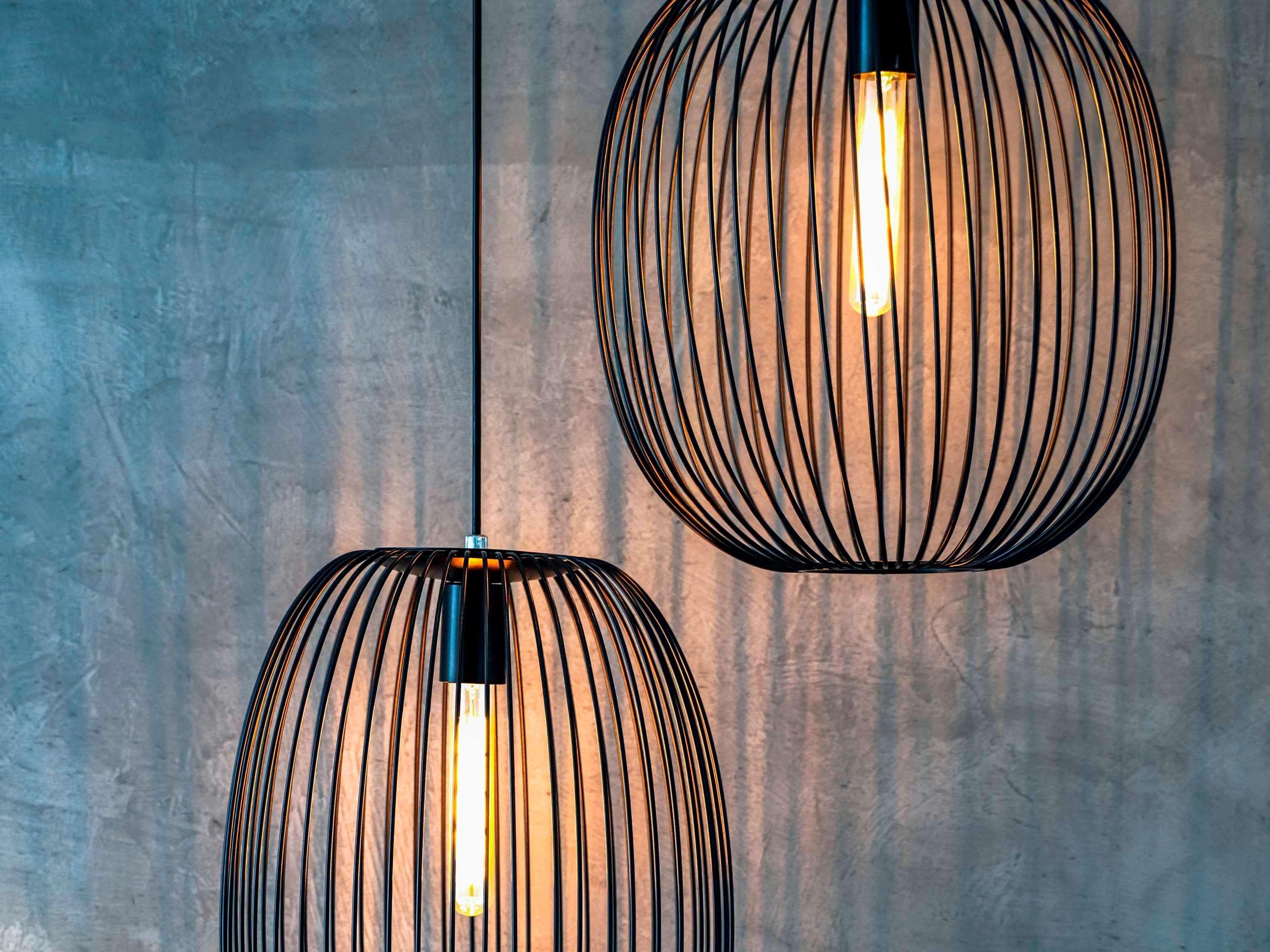 Pullman Sharjah Hotel Bagian luar foto Wire suspension lights